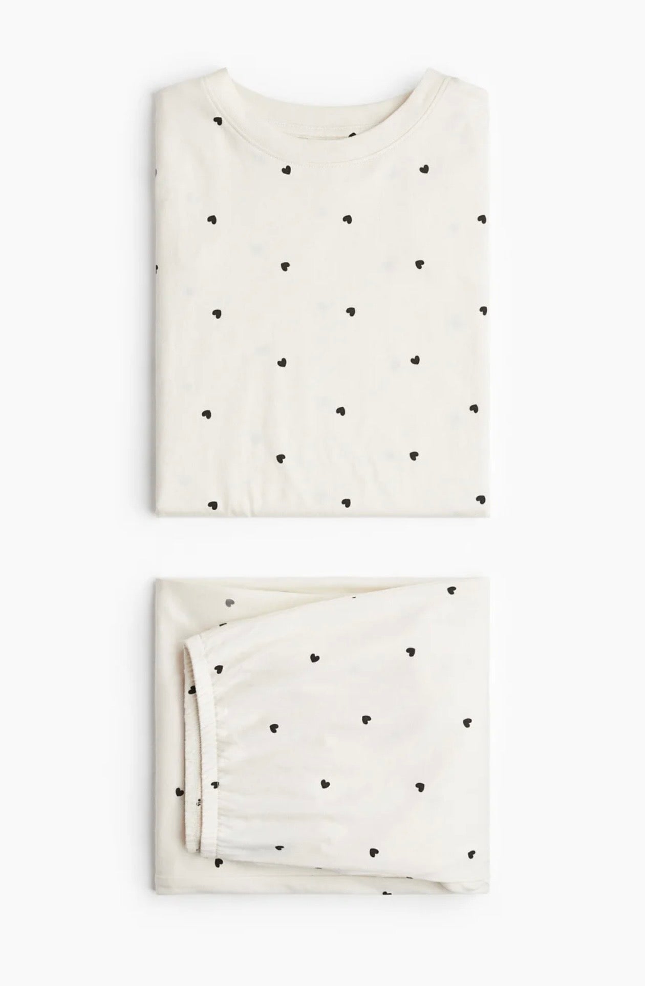 Cozy Hearts Nightwear